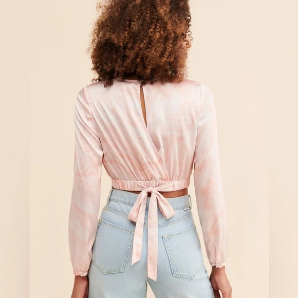 Hutch- Cropped Marble Blouse long sleeve - peach tie dye- Medium - Picture 2 of 8